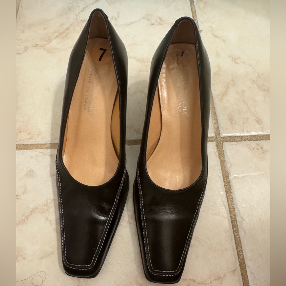 Mila Paoli Black Leather Heels with White Stitching | Made in Italy